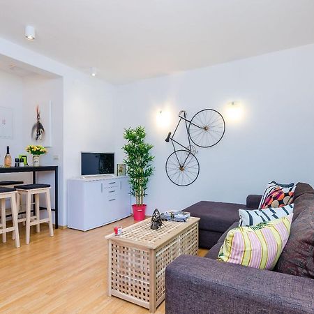 Private Garden Apartment Дубровник Экстерьер фото